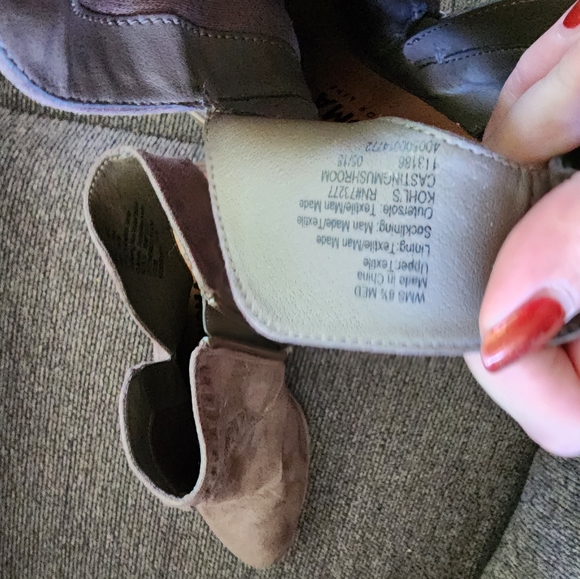 Boots - Picture 9 of 9